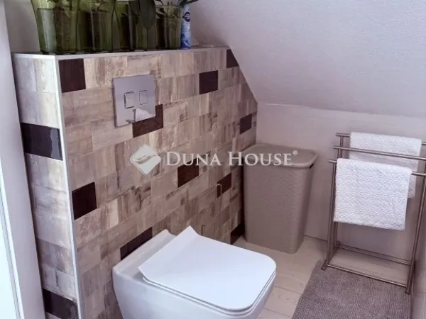 Eladó lakás Érd 150 nm