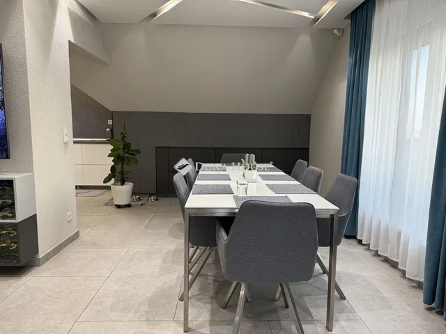 Eladó lakás Érd 150 nm