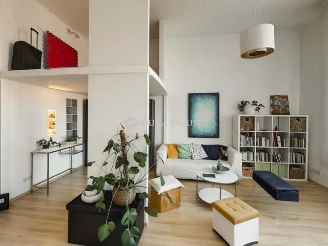 Eladó lakás Budapest VIII. kerület, Corvin negyed 77 nm