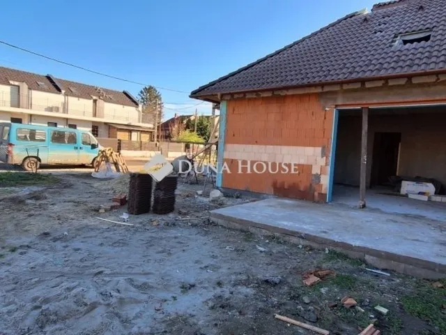 Eladó ház Budapest XVI. kerület, Rákosszentmihály 132 nm