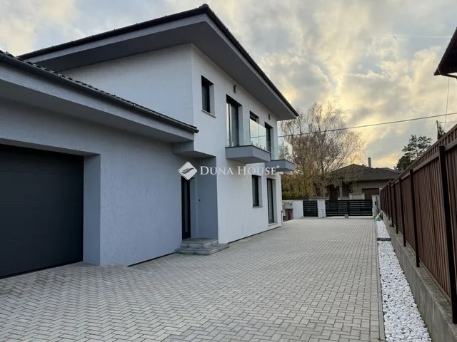 Eladó ház Érd 174 nm