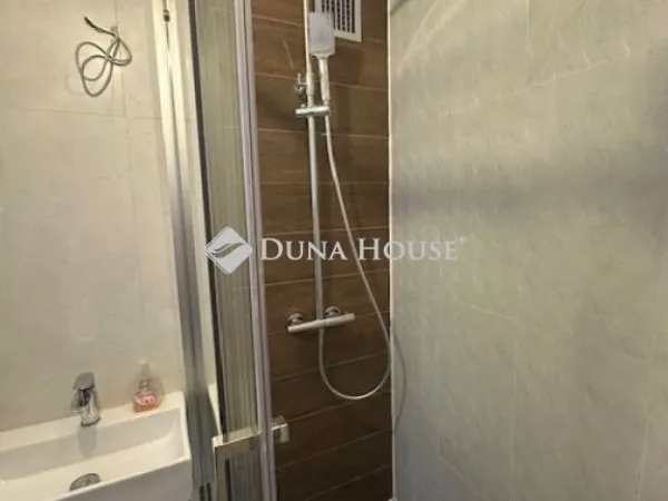 Eladó lakás Budapest XV. kerület 69 nm