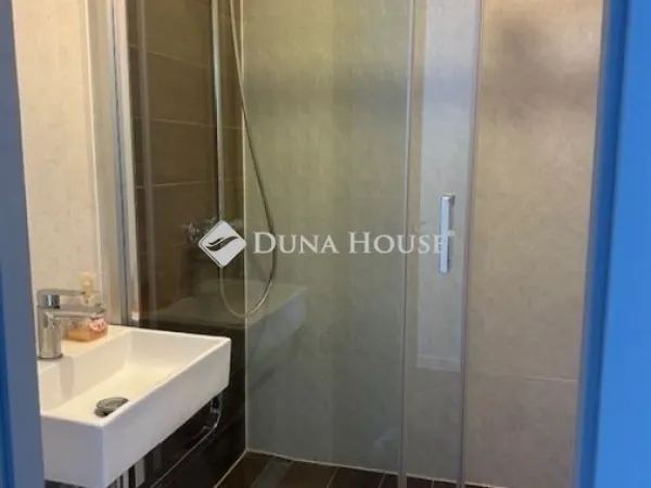 Eladó lakás Budapest XV. kerület 69 nm