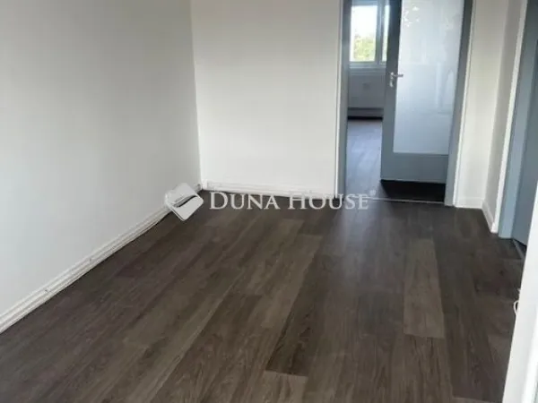 Eladó lakás Budapest XV. kerület 69 nm