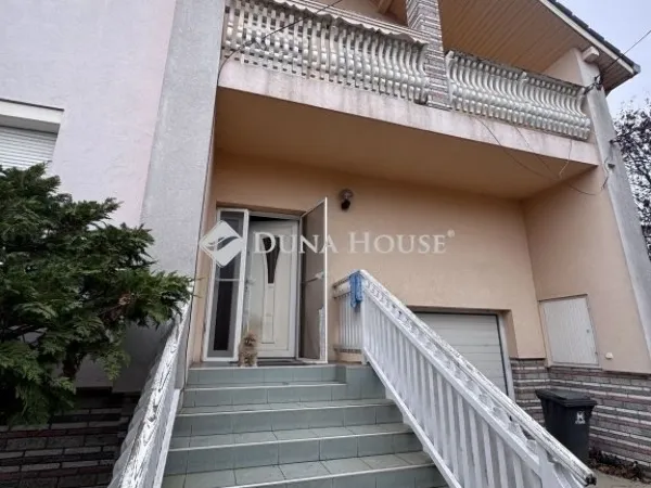 Eladó ház Vecsés 211 nm