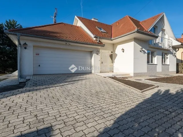 Eladó ház Budaörs 427 nm