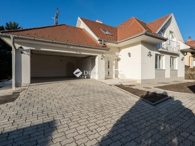 Eladó ház Budaörs 427 nm