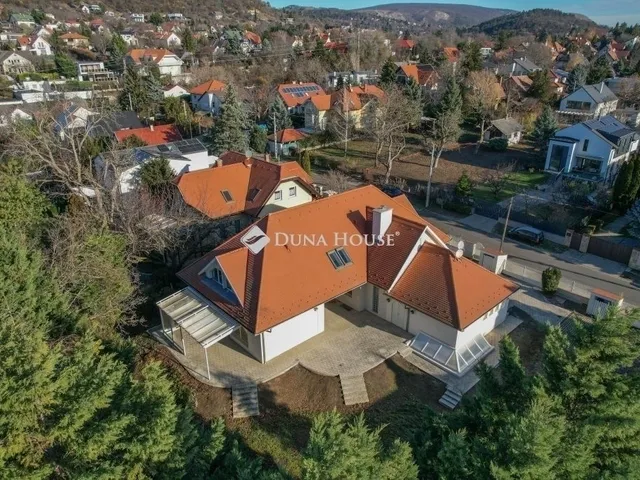 Eladó ház Budaörs 427 nm