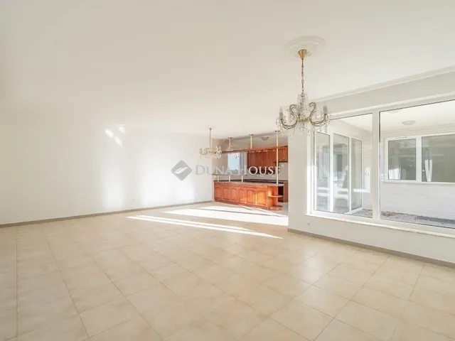 Eladó ház Budaörs 427 nm