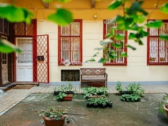 Eladó lakás Budapest VI. kerület 45 nm