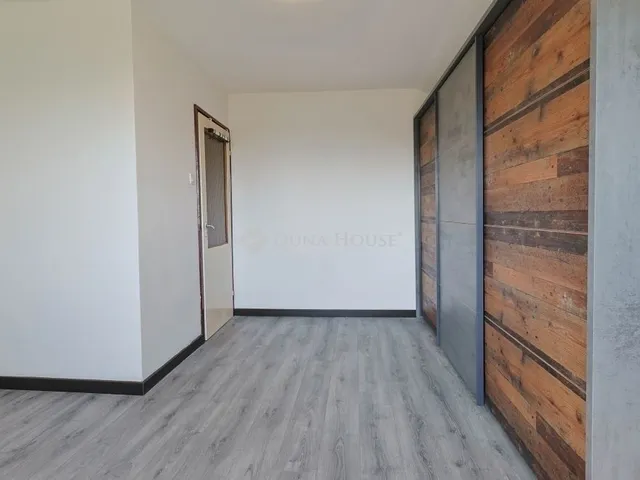 Eladó ház Budapest XVI. kerület, Árpádföld 175 nm