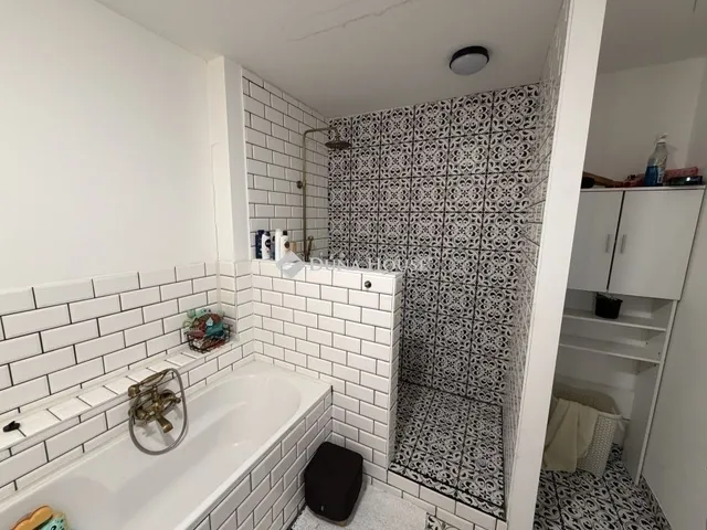 Eladó ház Budapest XVI. kerület, Sashalom 240 nm