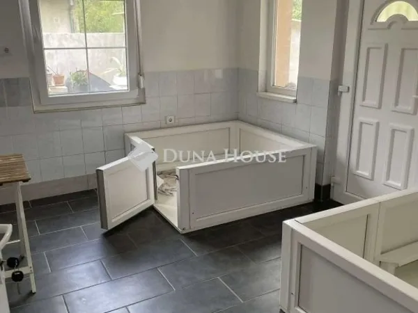 Eladó ház Budapest XVI. kerület, Árpádföld 86 nm