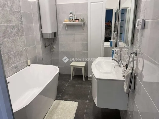 Eladó ház Budapest XVI. kerület, Árpádföld 86 nm