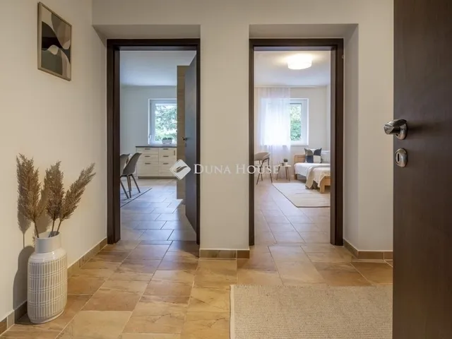 Eladó ház Budapest XVI. kerület 210 nm