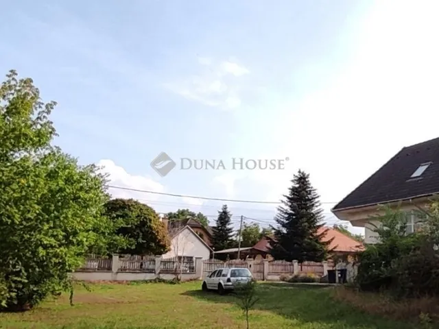 Eladó ház Budapest XVI. kerület, Rákosszentmihály 248 nm