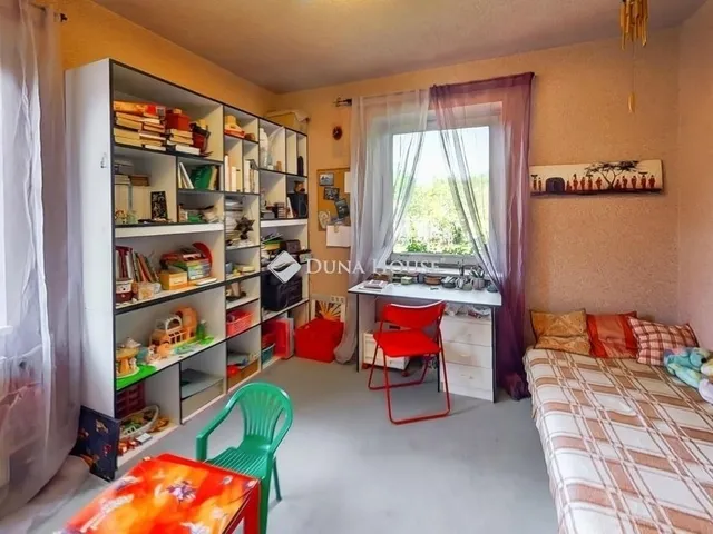 Eladó ház Budapest XVI. kerület, Rákosszentmihály 248 nm