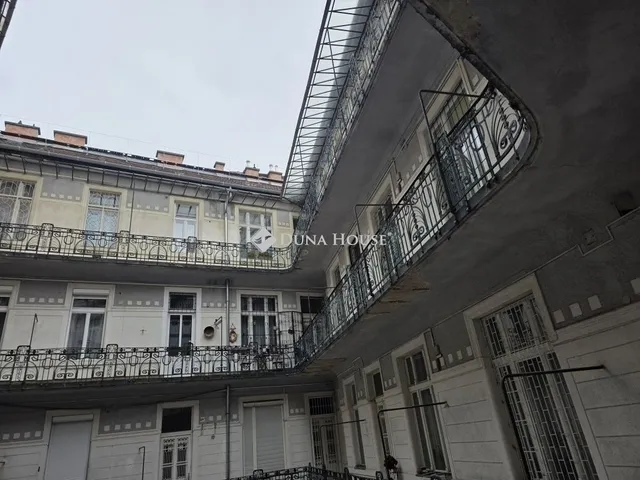 Eladó lakás Budapest VIII. kerület 105 nm