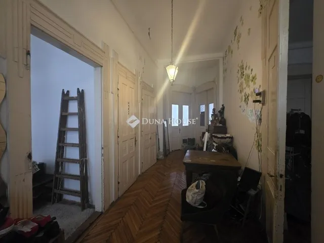 Eladó lakás Budapest VIII. kerület 105 nm