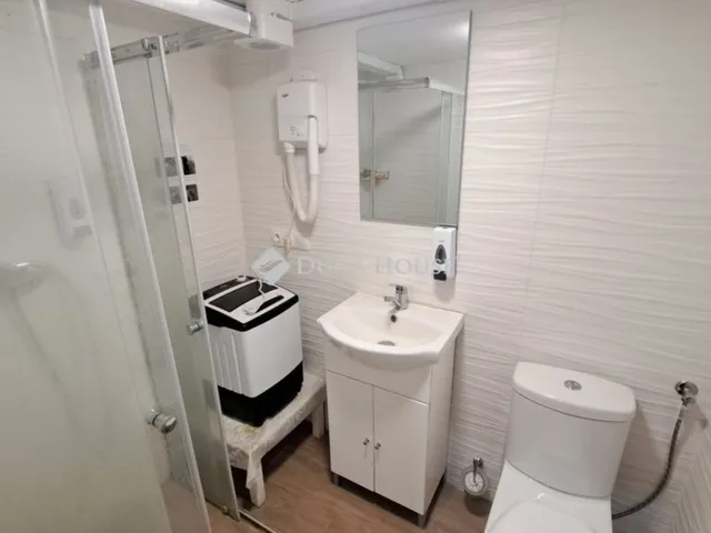 Eladó lakás Budapest VIII. kerület, II. János Pál pápa tér 76 nm