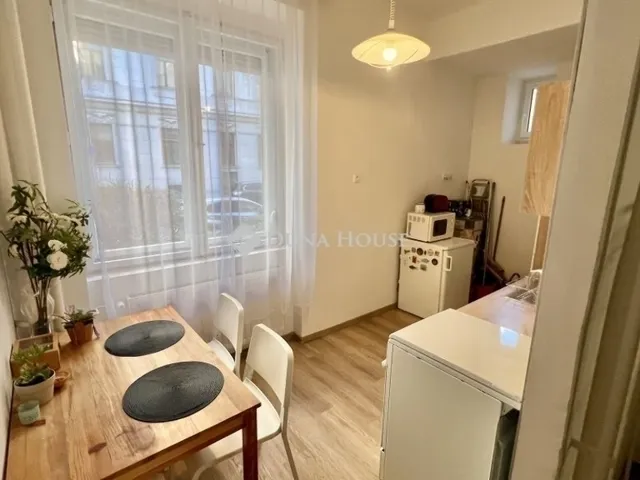 Eladó lakás Budapest V. kerület, Belváros 58 nm
