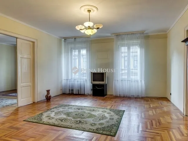 Eladó lakás Budapest VII. kerület 106 nm