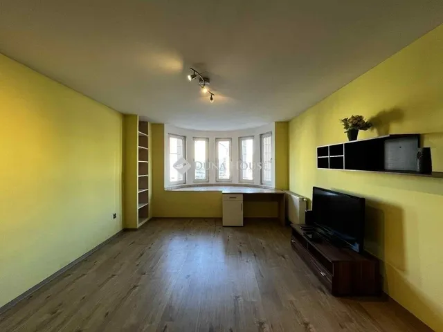 Eladó lakás Budapest VIII. kerület, Józsefváros 50 nm