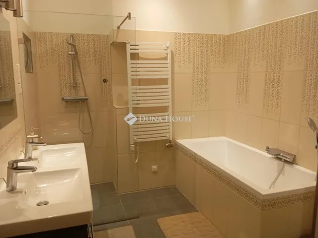 Eladó lakás Budapest XIV. kerület, Zugló 106 nm