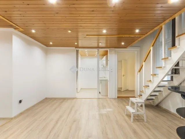 Eladó lakás Budapest VIII. kerület, Corvin negyed 58 nm