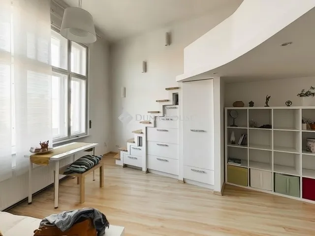 Eladó lakás Budapest VIII. kerület, Józsefváros 77 nm