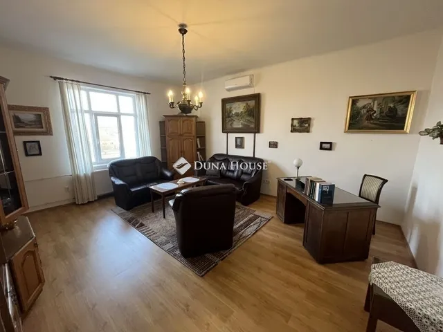 Eladó lakás Budapest VIII. kerület 75 nm