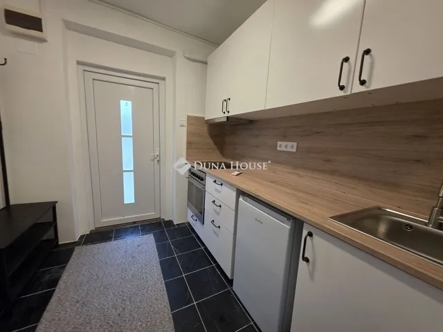 Eladó lakás Budapest II. kerület 27 nm