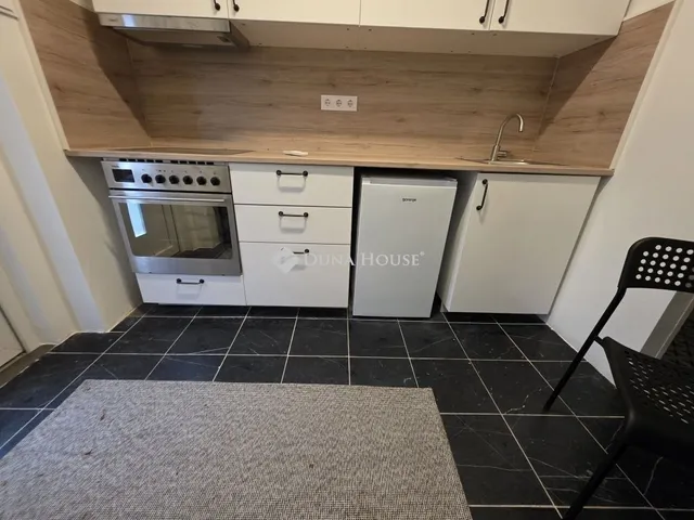 Eladó lakás Budapest II. kerület 27 nm