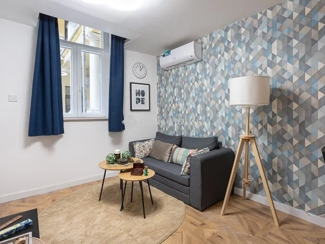 Eladó lakás Budapest VI. kerület, Nagykörúton kívüli terület 35 nm