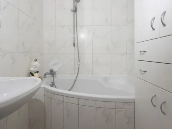 Eladó lakás Budapest III. kerület, Kaszásdűlő 51 nm