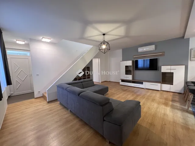 Eladó lakás Budapest VI. kerület, Nagykörúton kívüli terület 95 nm