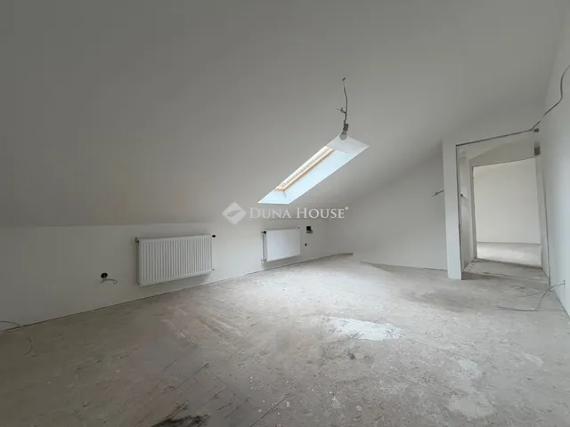 Eladó lakás Budapest XX. kerület, Pacsirtatelep 73 nm