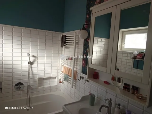 Eladó ház Vecsés 147 nm