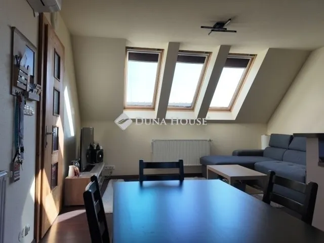 Eladó ház Gyál 195 nm