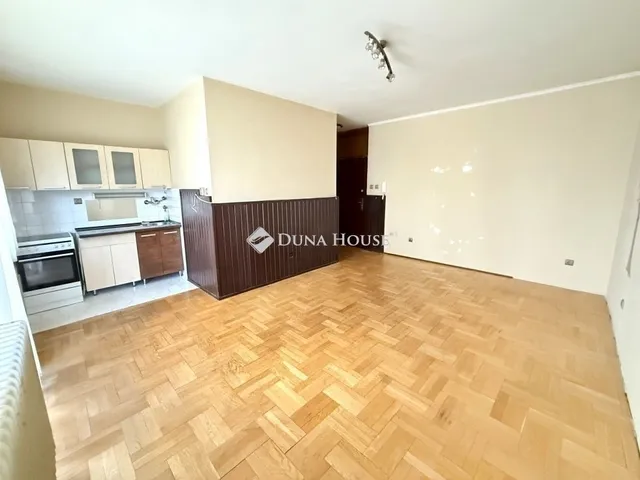 Eladó lakás Budapest XVIII. kerület, Havanna lakótelep 27 nm