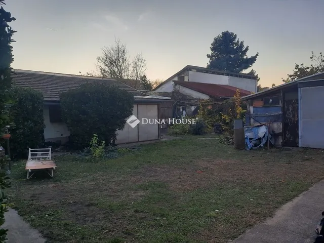 Eladó ház Budapest XVIII. kerület 65 nm