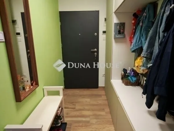 Eladó lakás Halásztelek 96 nm