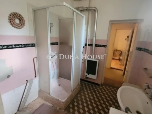 Eladó ház Vecsés 75 nm