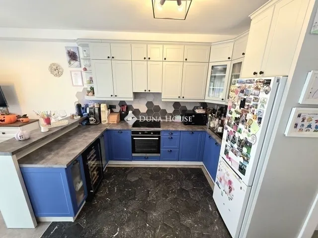 Eladó lakás Halásztelek 96 nm