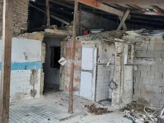 Eladó telek Budapest X. kerület 531 nm