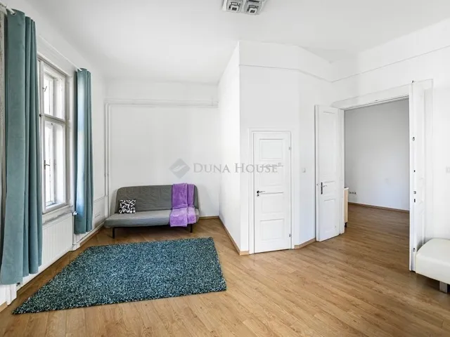 Eladó lakás Budapest I. kerület 92 nm
