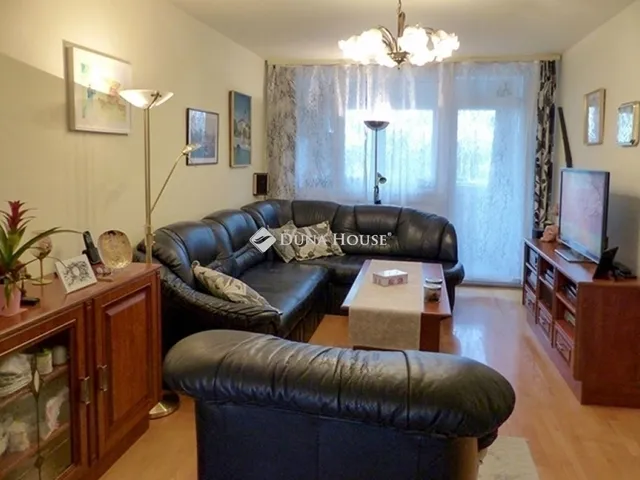 Eladó lakás Budapest XI. kerület, Albertfalva 65 nm