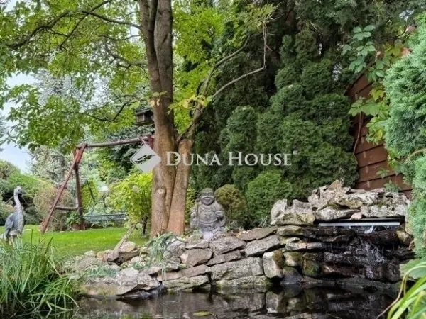 Eladó ház Budapest XVI. kerület 224 nm