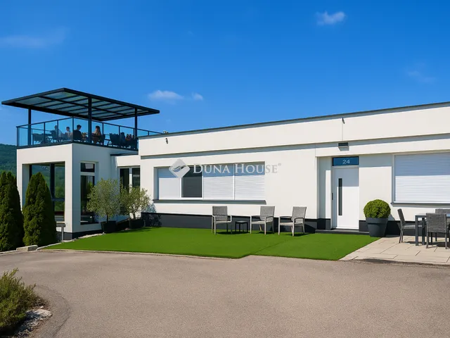 Eladó lakás Budapest III. kerület, Solymárvölgy 139 nm