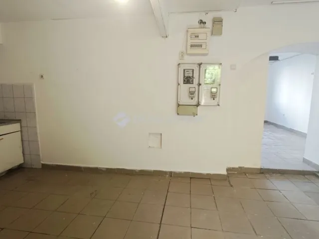 Eladó kereskedelmi és ipari ingatlan Budapest XIII. kerület 58 nm